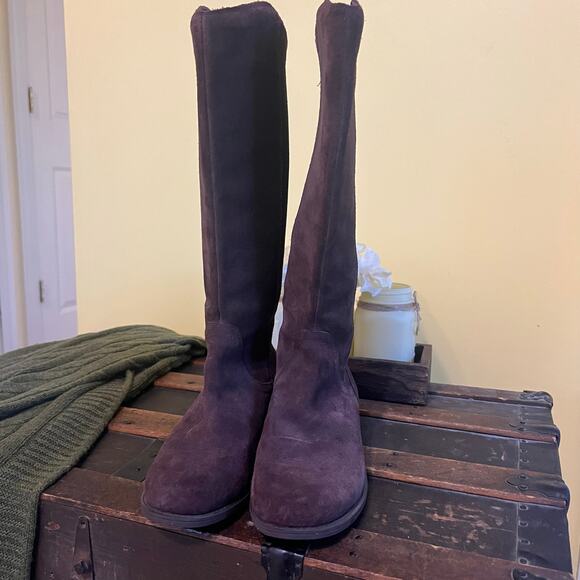 UGG Australia Seldon Women's Tall Brown Suede Boots Size 7 Riding Boots - Picture 7 of 8